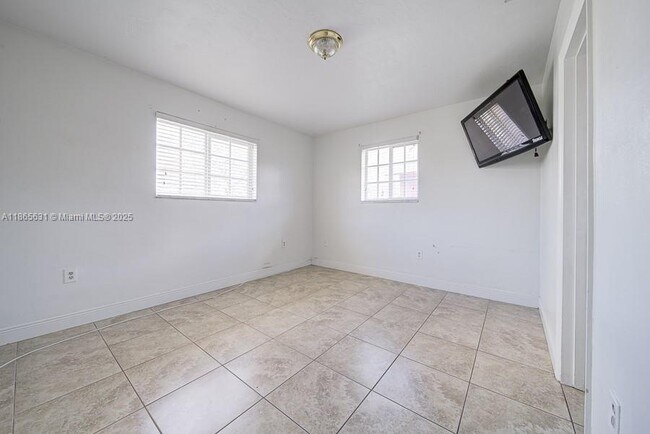 Building Photo - 11250 SW 7th St