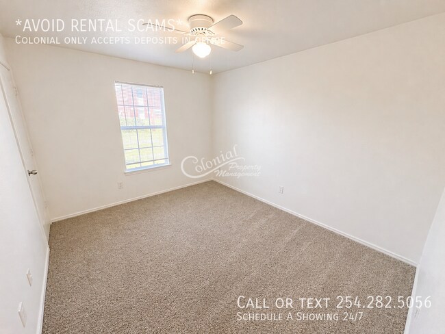 Building Photo - 1703 Benttree Dr