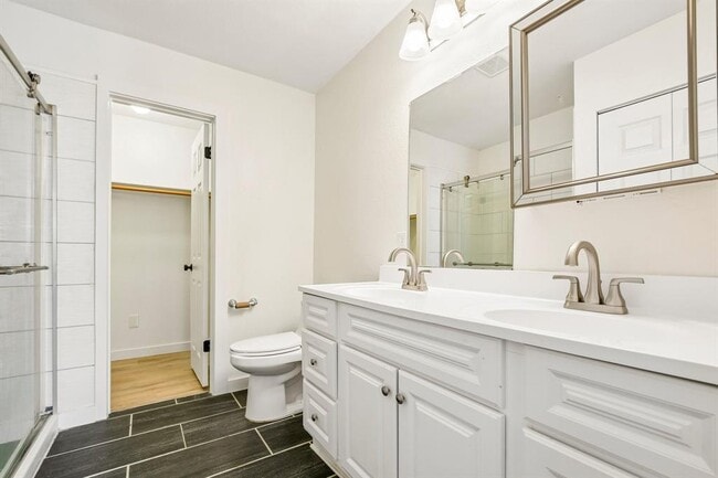 Building Photo - 121 Orion Cove
