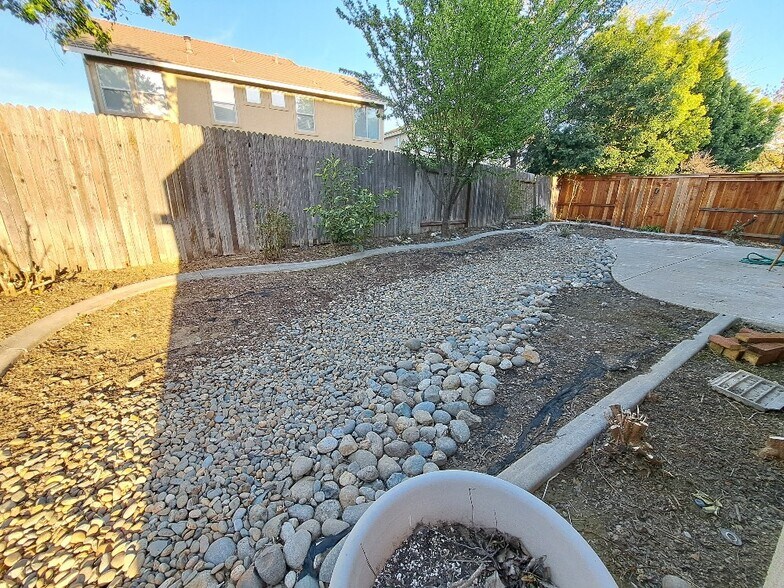 Building Photo - 3012 Bergamo Ct