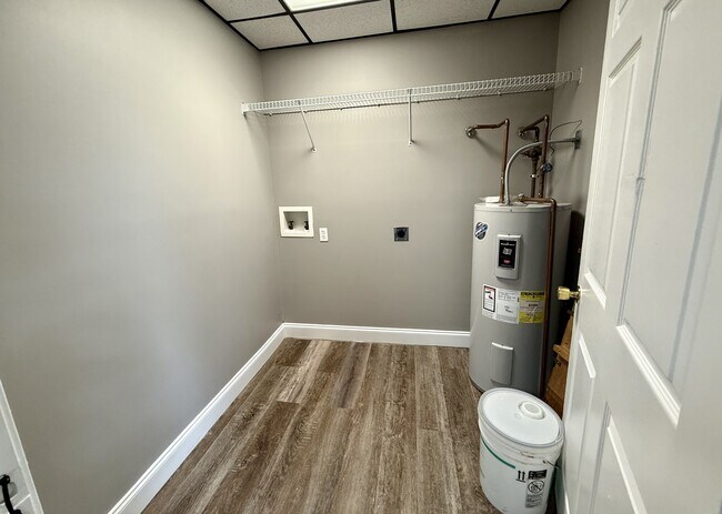Building Photo - 54 Charleston Pl