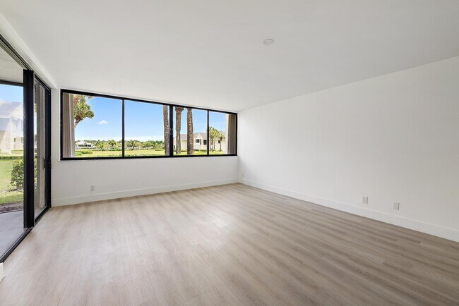 Building Photo - 10459 SE Terrapin Pl