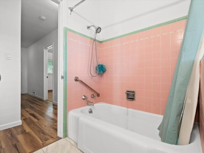 Building Photo - Perfect Remodeled Home in the Heart of Reno