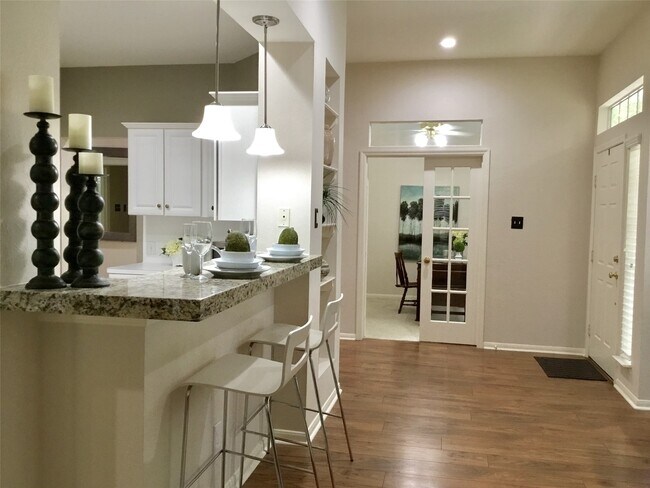 Building Photo - 3 N Spiral Vine Cir