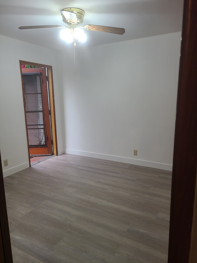 bedroom with door to yard - 4360 Kraft Ave