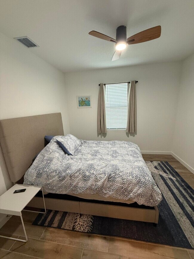 Building Photo - 1653 NE Ocean Dunes Dr