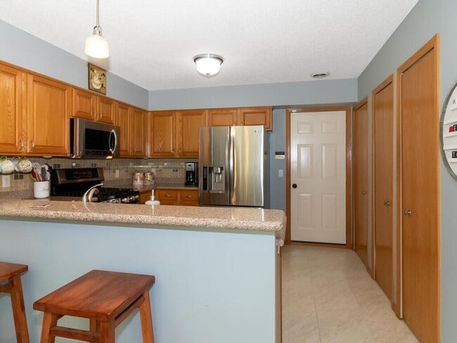 Building Photo - 15636 Fjord Ave