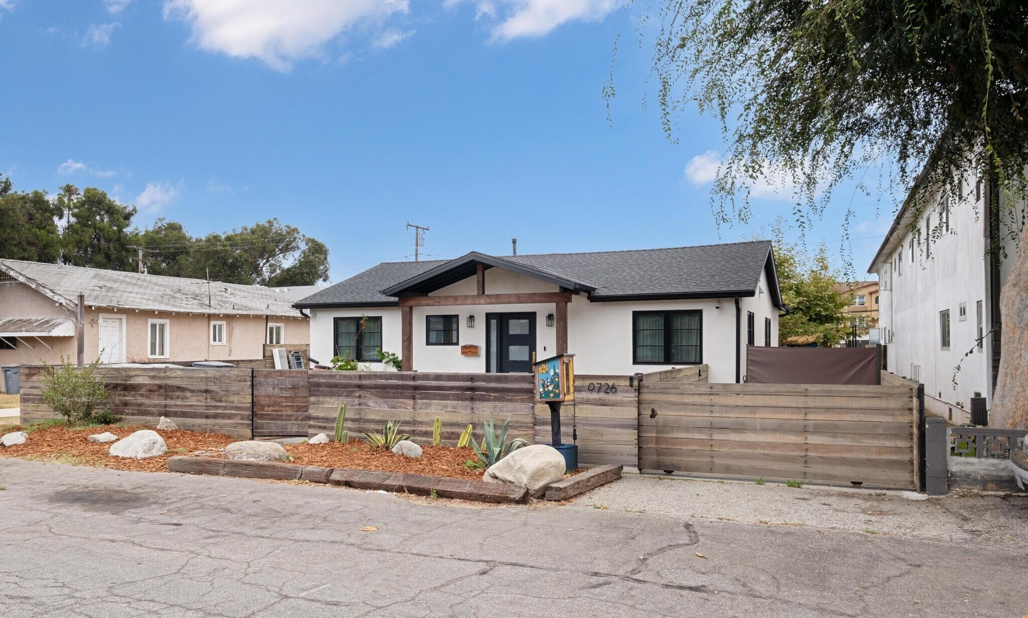 Building Photo - 2726 Andreo Ave