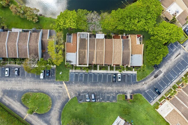 Building Photo - 1360 NW 97th Terrace