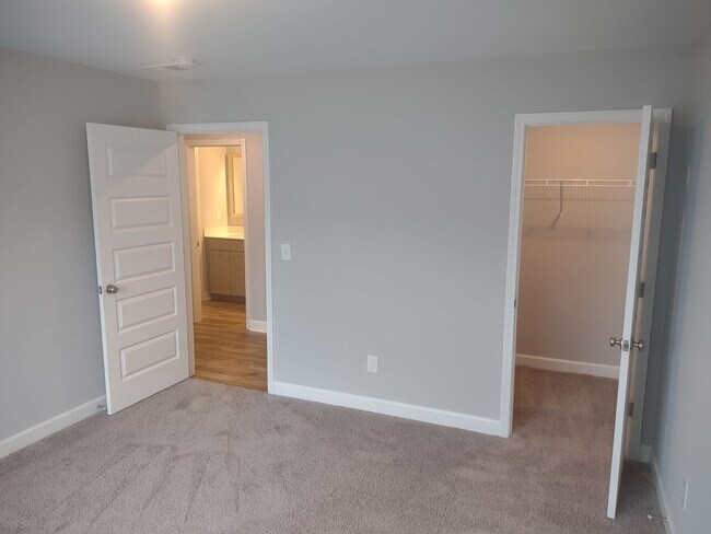 Building Photo - Wonderful Four Bedroom Home Located in the...