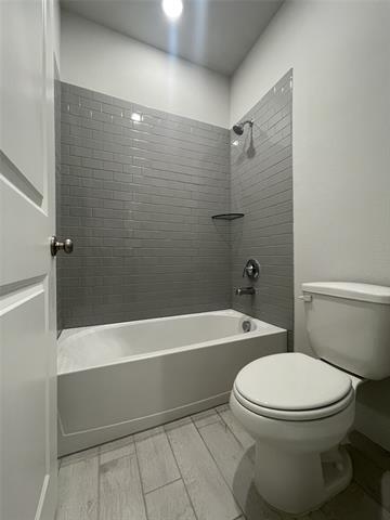 Building Photo - 3001 Cantoni Creek