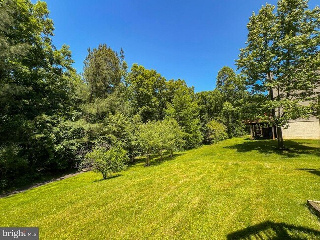 Building Photo - 7822 Quill Point Dr