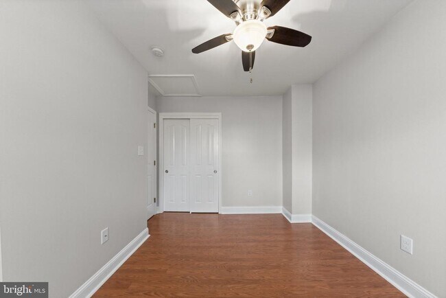 Building Photo - 5922 Cedonia Ave
