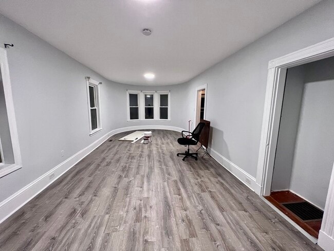 Building Photo - 88 Elmwood Ave