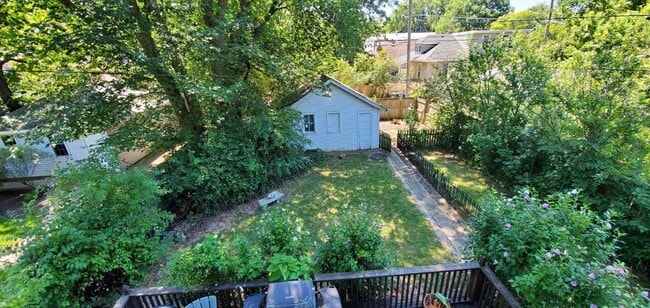 Building Photo - 2118 Noyes St