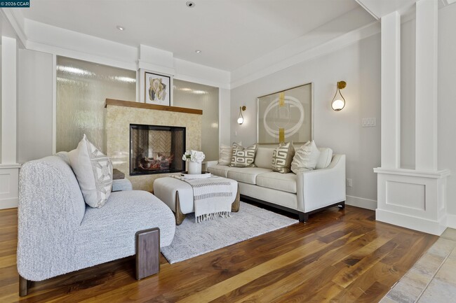 Building Photo - 1754 Reliez Valley Rd