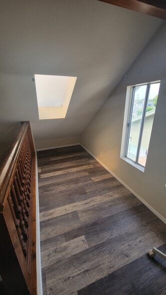 Building Photo - 507 Rose Ave