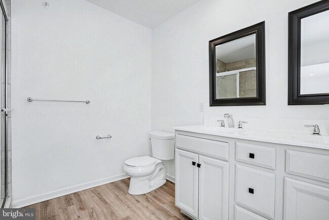 Building Photo - 205 Hoke Farm Way