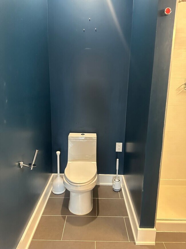 Building Photo - Modern 2 Bedroom, 2 Bathroom Penthouse with Parking in Historic LeDroit Park