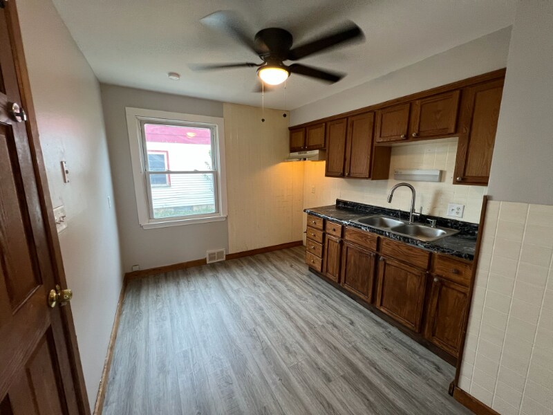 Building Photo - 5009 N 46th St