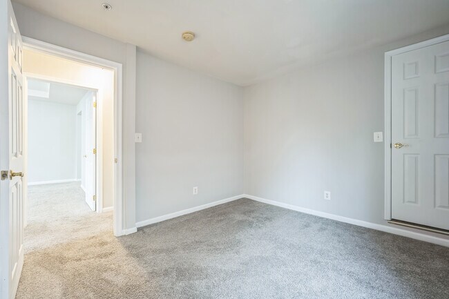 Building Photo - 4647 Red Admiral Way