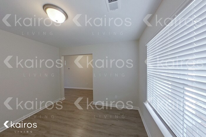 Building Photo - 20 Carrollton Dr