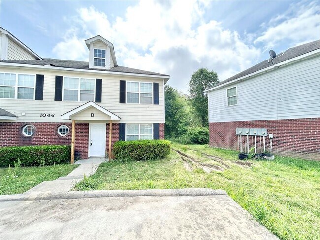 Primary Photo - 1046 Wheel House Ln