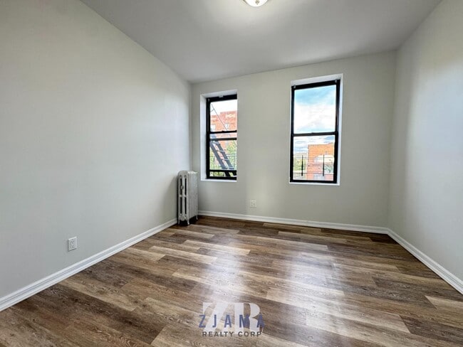 Building Photo - 9816 Fourth Avenue