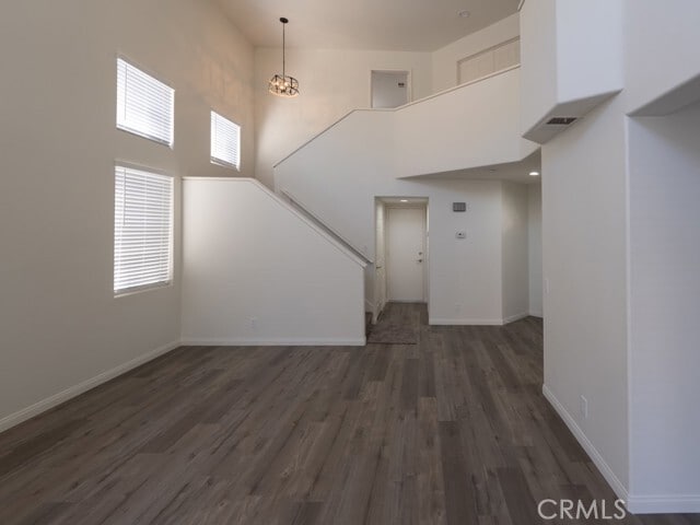 Building Photo - 840 S Orchid Ln