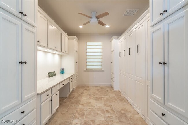 Building Photo - 9332 Fieldstone Ln