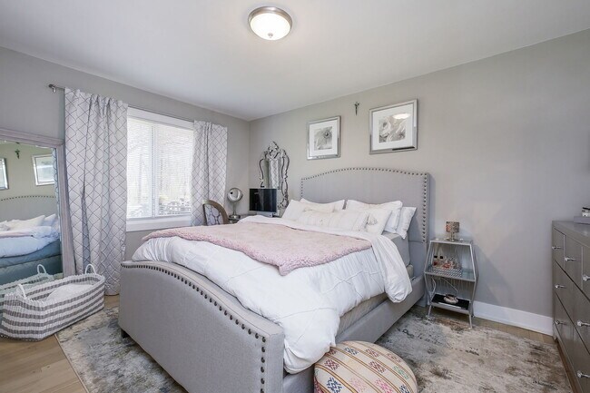 Building Photo - 3309 York Rd