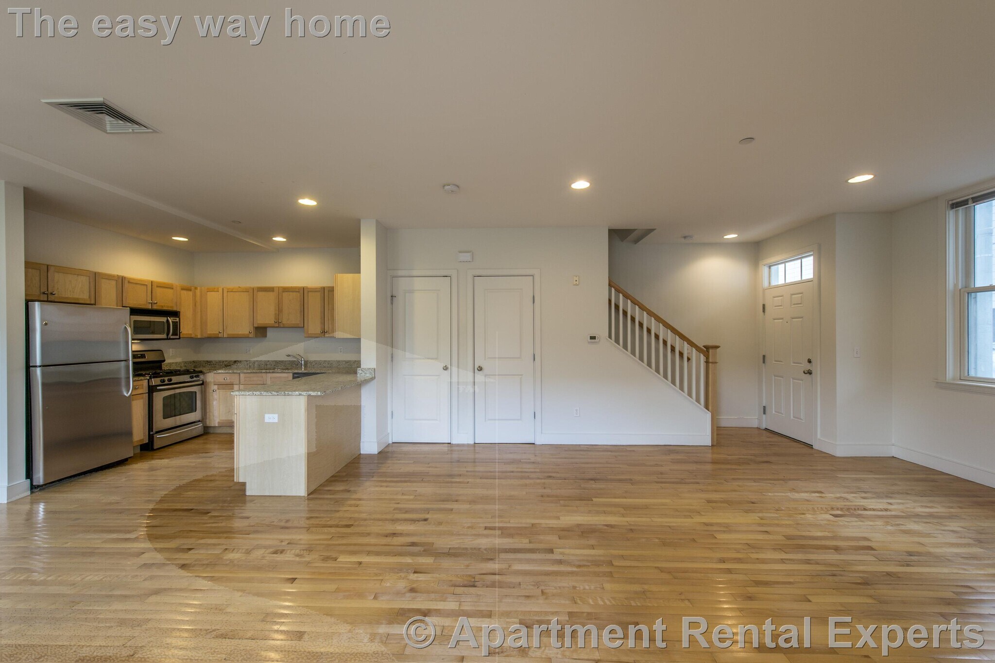 Building Photo - 110 Second St Unit #PH12