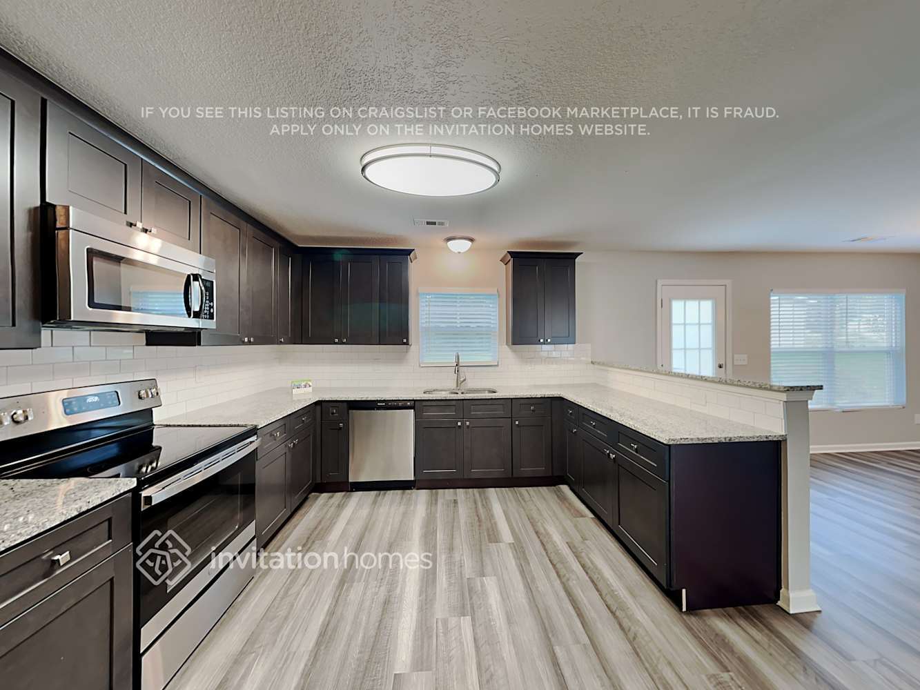Building Photo - 2027 Sonoma Valley Dr