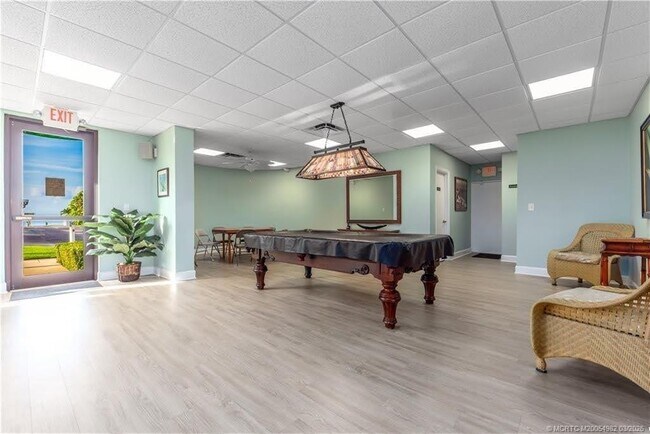 Building Photo - 3432 NE Causeway Blvd