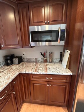 Building Photo - 2802 Curry Dr