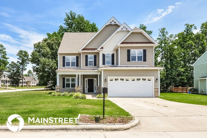 Primary Photo - 260 Willowbrook Cir