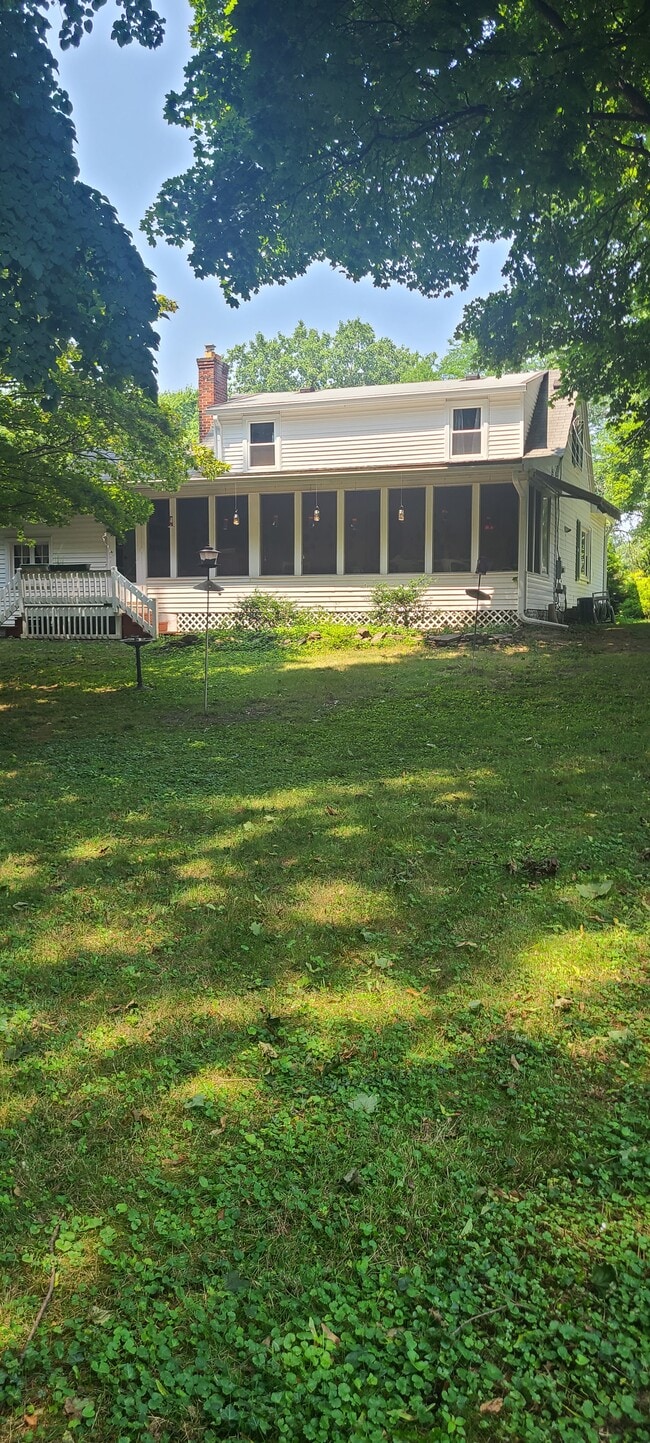 Building Photo - 465 Weidel Rd