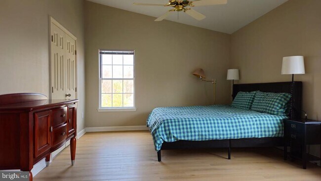 Building Photo - 13107 Hugo Pl