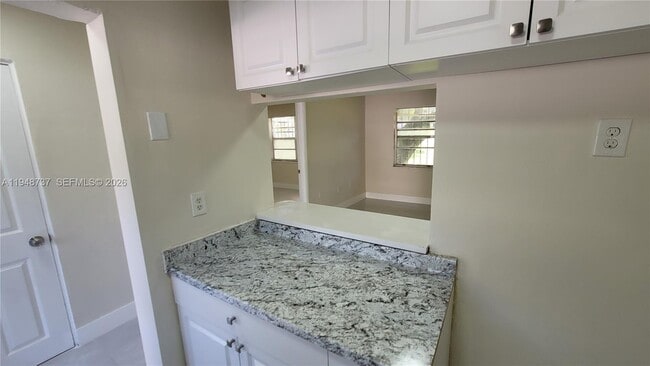 Building Photo - 13240 Port Said Rd