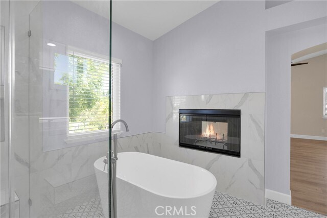 Building Photo - 5700 Torrey Pine Pl