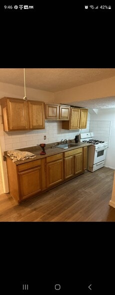 Building Photo - 768 Communipaw Ave