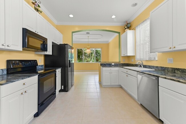 Building Photo - 2464 Sailfish Cove Dr