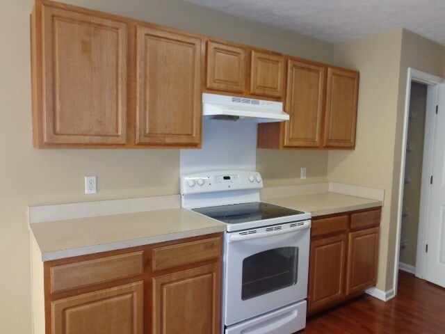 Building Photo - 4112 Longfellow Dr