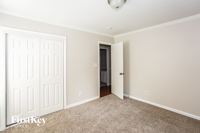 Building Photo - 8304 Lacewood Pl