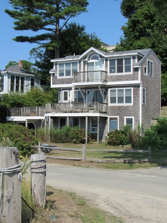 Primary Photo - 39 River Rd