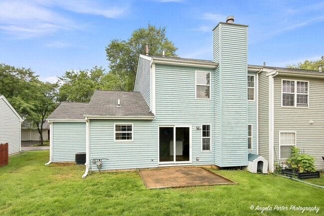 Building Photo - 3020 Ilene Dr