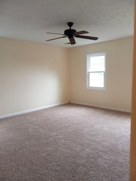 Building Photo - 6146 Franconia Station Ln