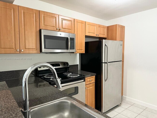 Building Photo - 11205 SW 88th St