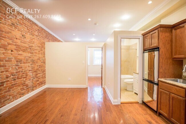 Building Photo - 2506 S Broad St