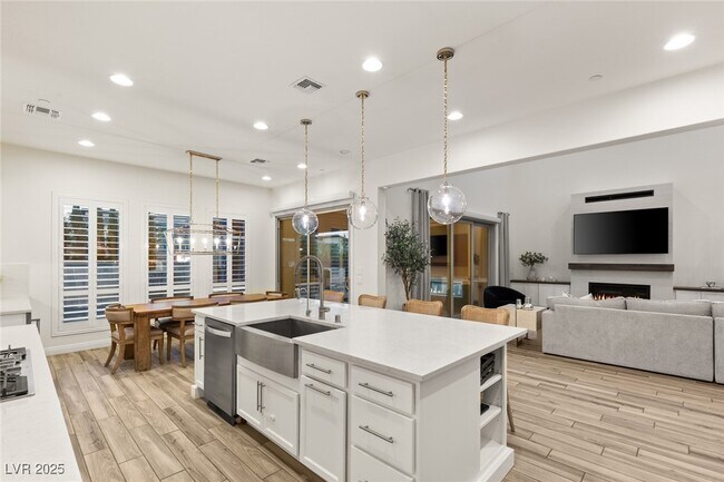 Building Photo - 12178 Harris Smt Ave